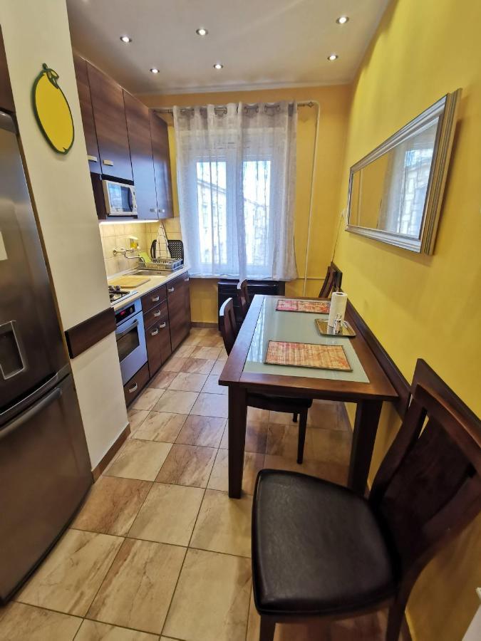 Smart Business Apartman Мишкольц Экстерьер фото